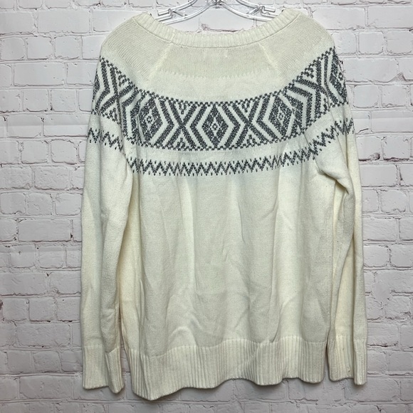 Charming Charlie Silver Metallic Accent Fair Isle Sweater - Picture 7 of 11